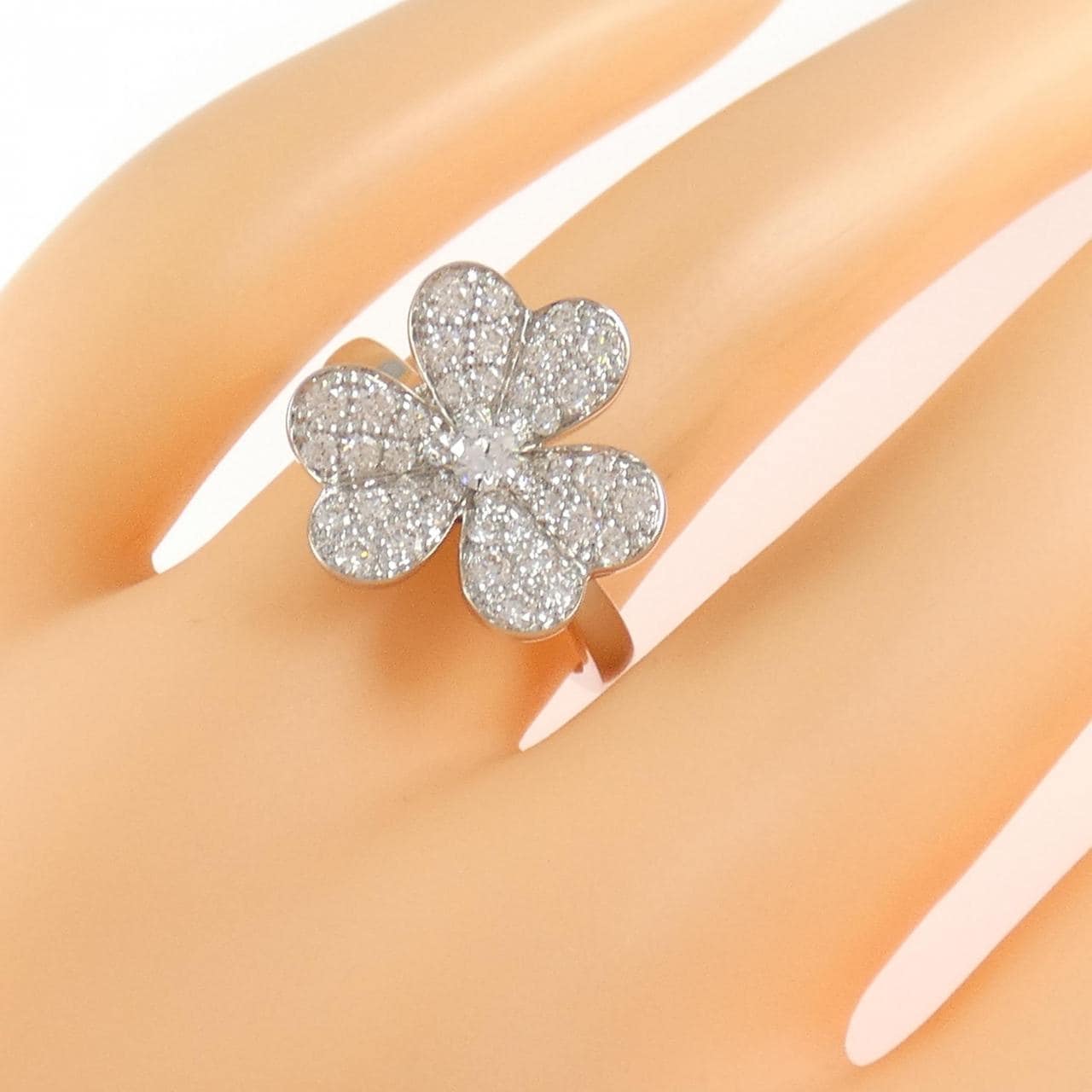 ヴァンクリーフ&アーペル フリヴォル リング