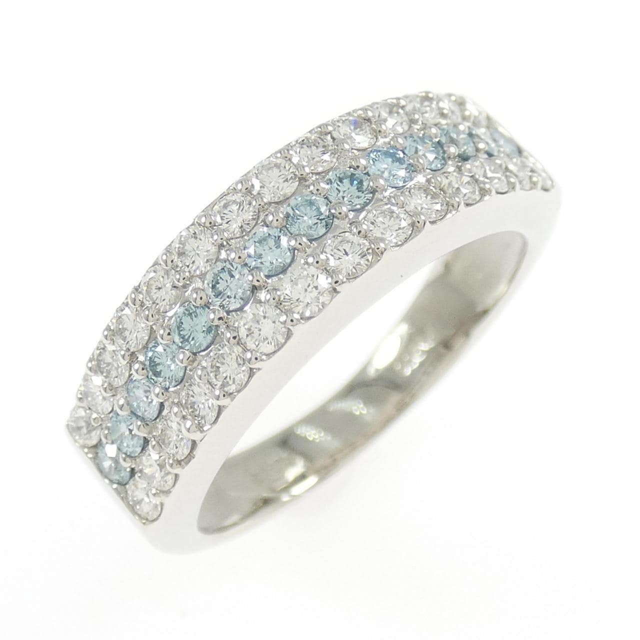 PT900 パヴェ ダイヤモンド リング 0.82CT