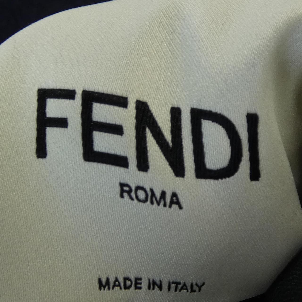 フェンディ FENDI FFモチーフ　 FJ6993 A5HD ジャケット