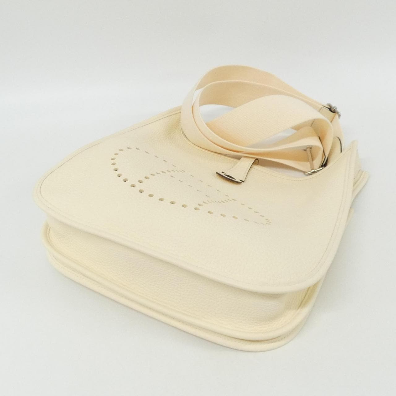 エルメス エヴリン3 PM 056277CK ショルダーバッグ