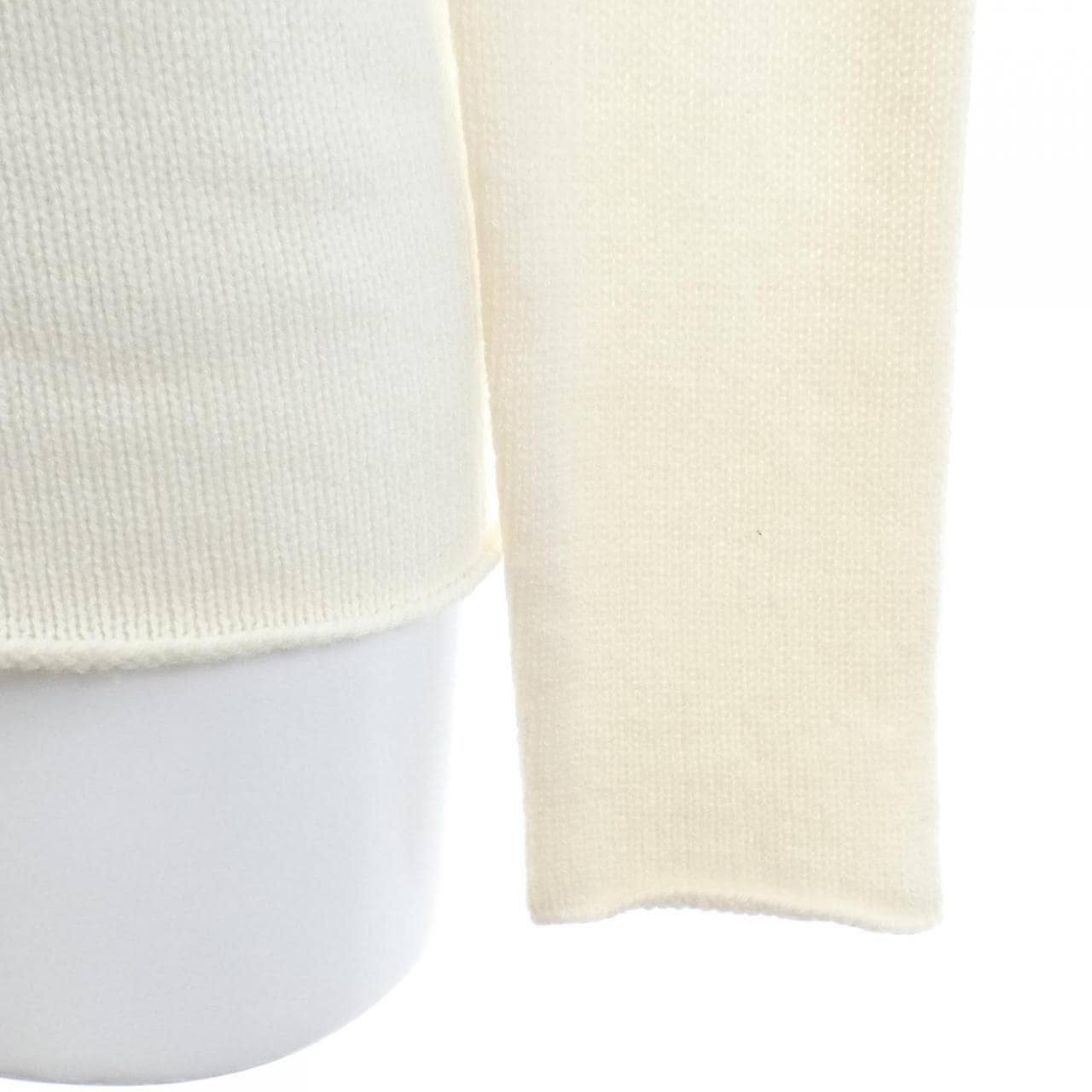 クリスチャンディオール CHRISTIAN DIOR 244S94AM054 ニット