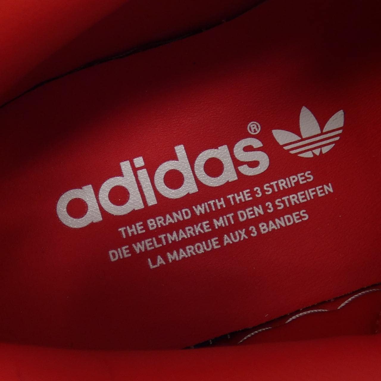 アディダス ADIDAS BB2240 スニーカー