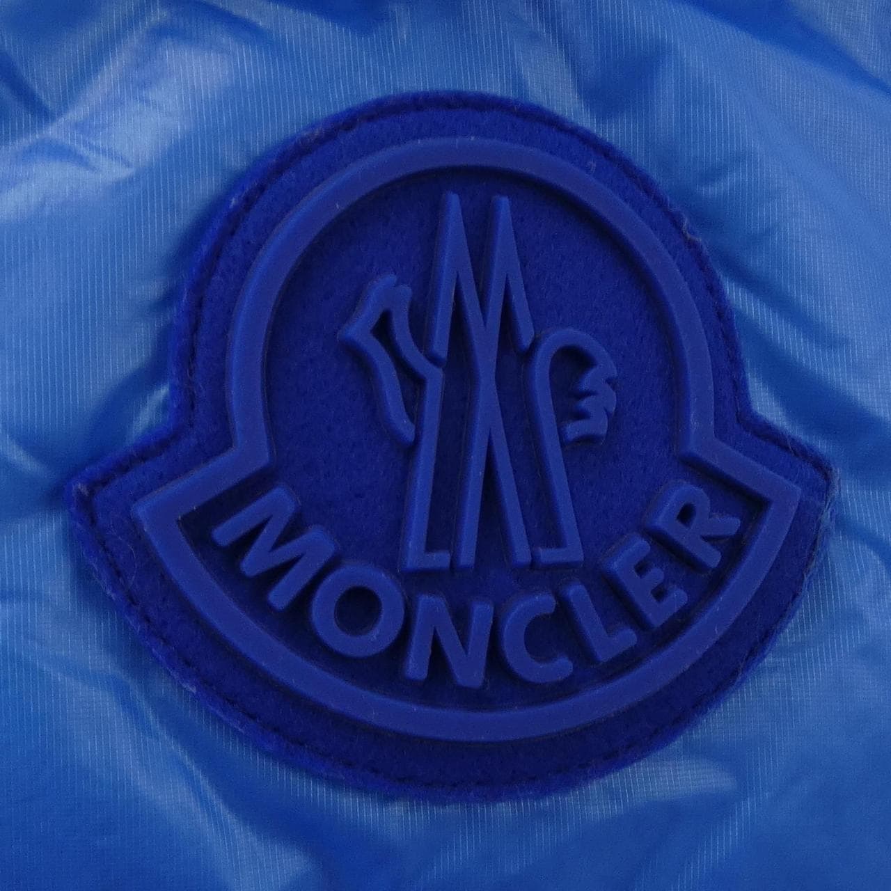 モンクレール MONCLER ダウンジャケット