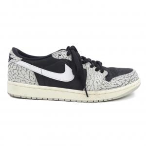 ナイキ NIKE スニーカー