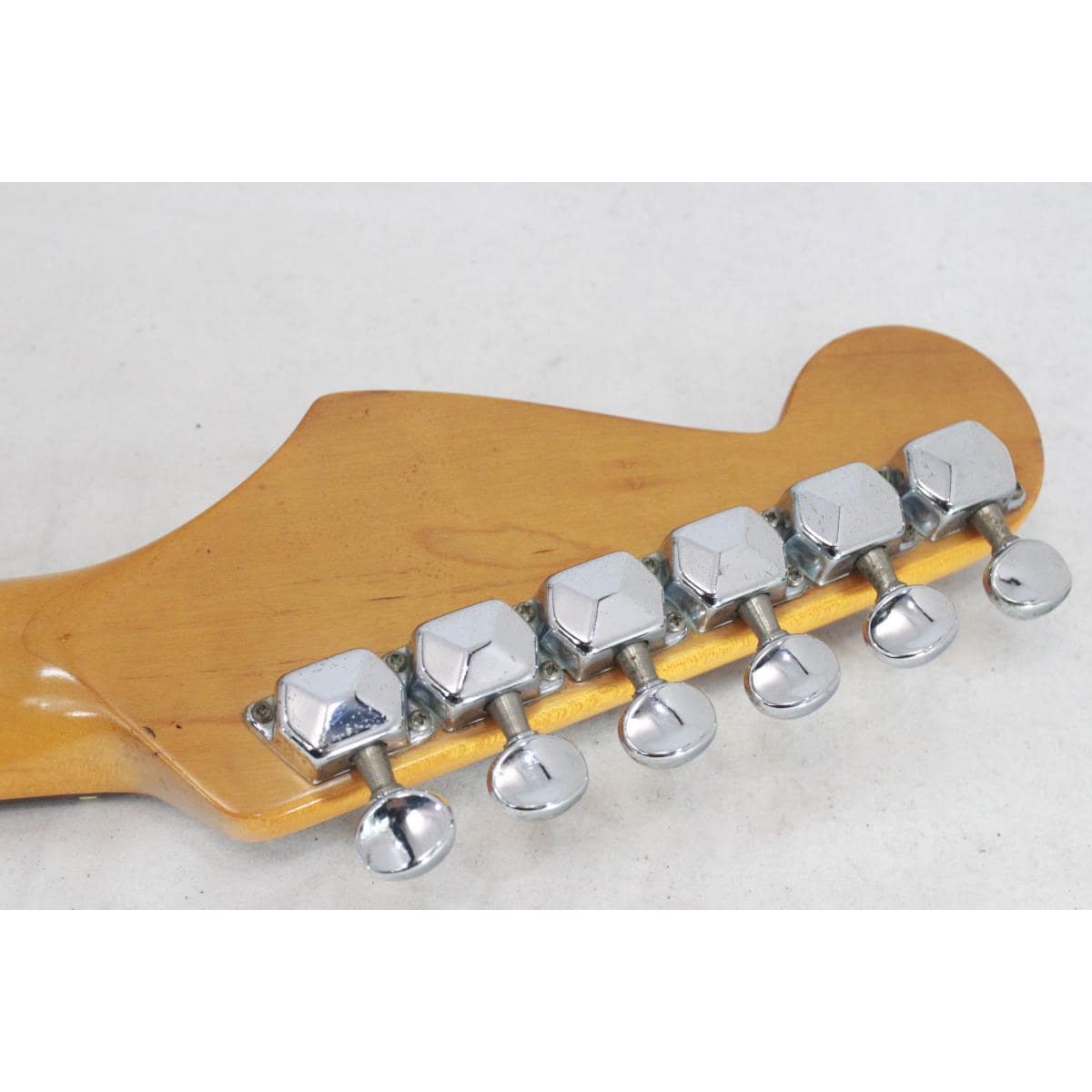 FENDER ST-35