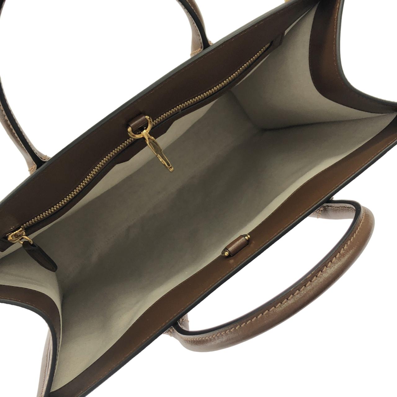 グッチ 674155 92THG バッグ