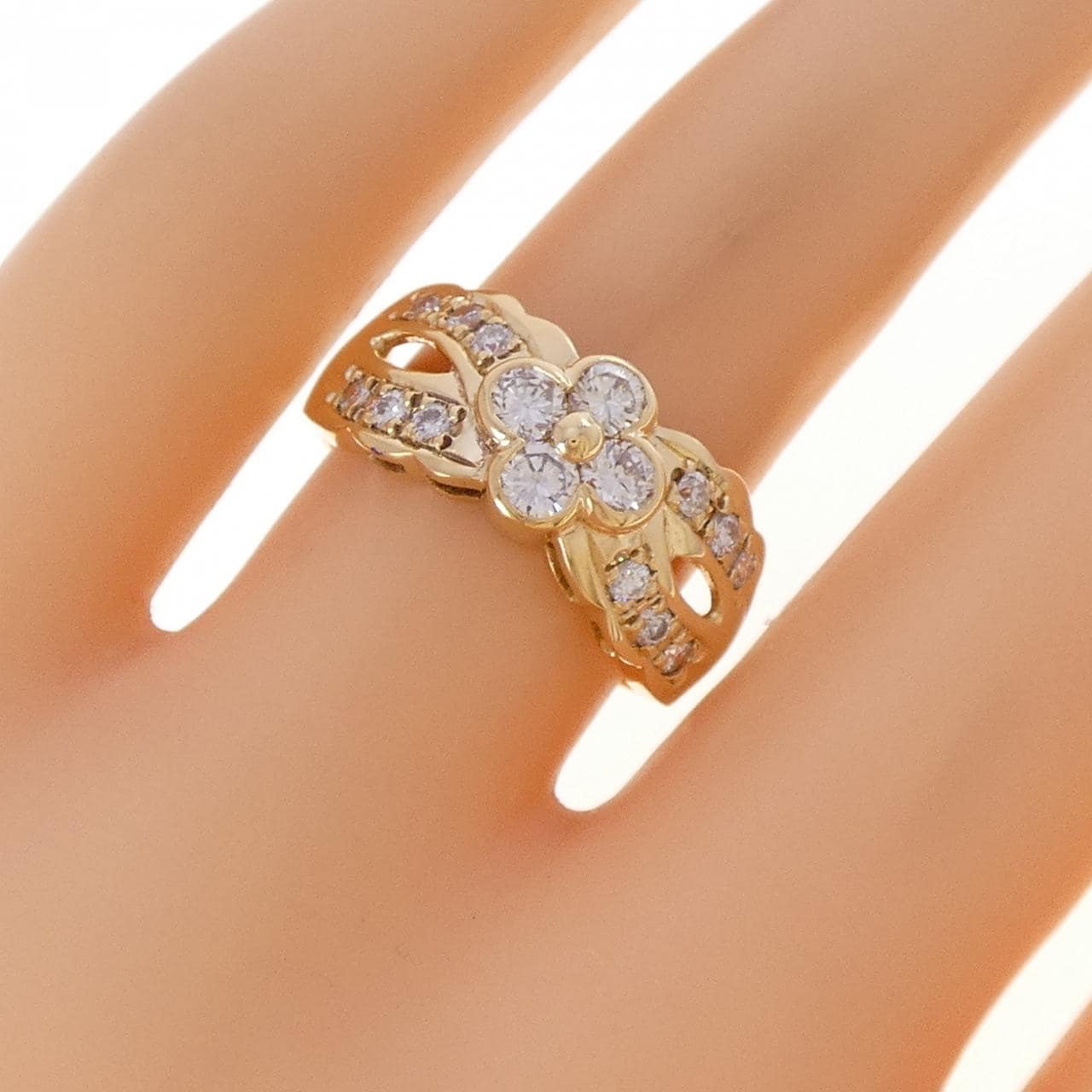 K18YG フラワー ダイヤモンド リング 0.70CT