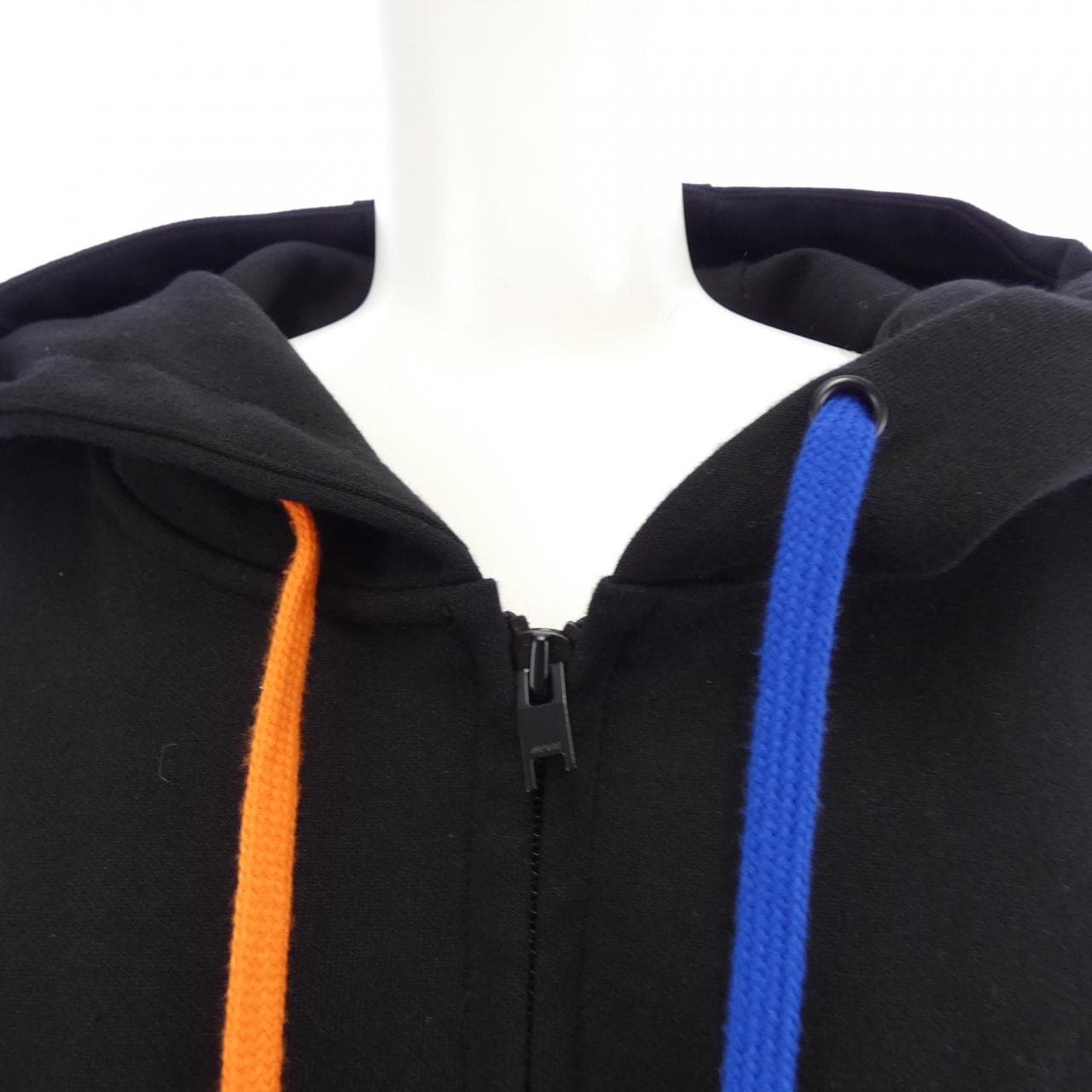 メゾンキツネ MAISON KITSUNE ADERERROW パーカー