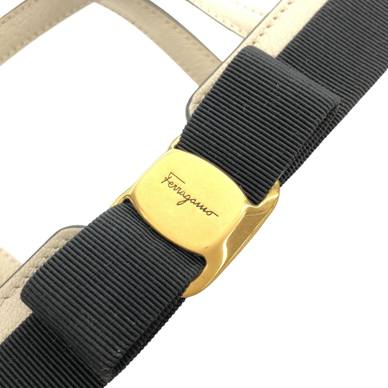 サルヴァトーレフェラガモ 21 I290 バッグ