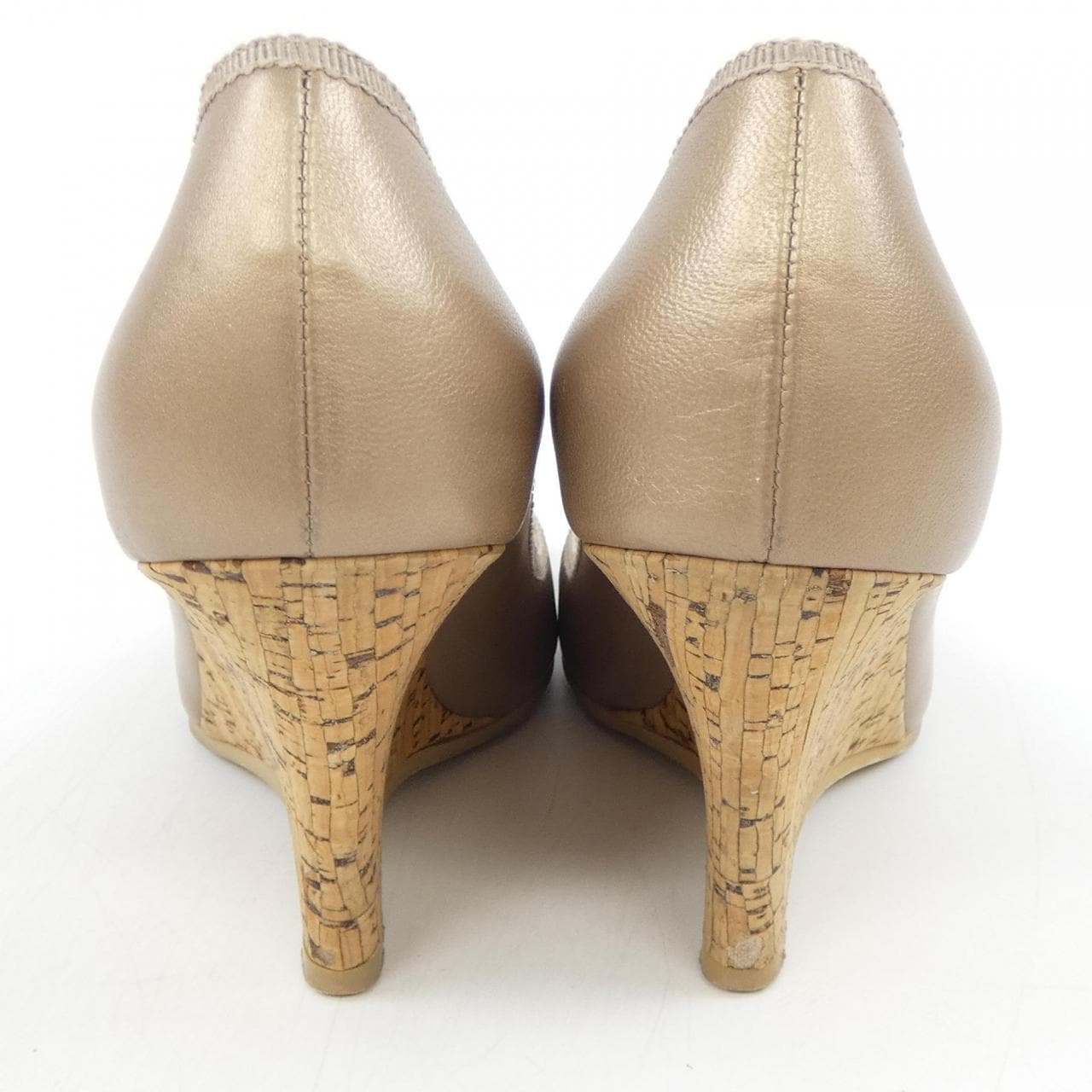 サルヴァトーレフェラガモ SALVATORE FERRAGAMO パンプス