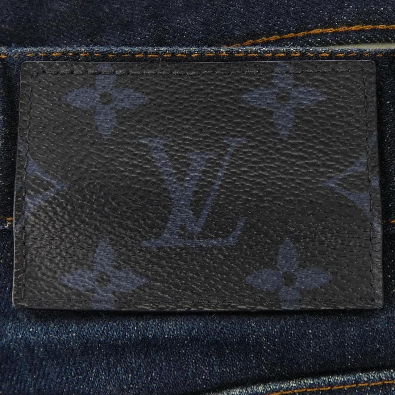 ルイヴィトン LOUIS VUITTON オーセンティックレギュラーデニム HAD70WDKN ジーンズ
