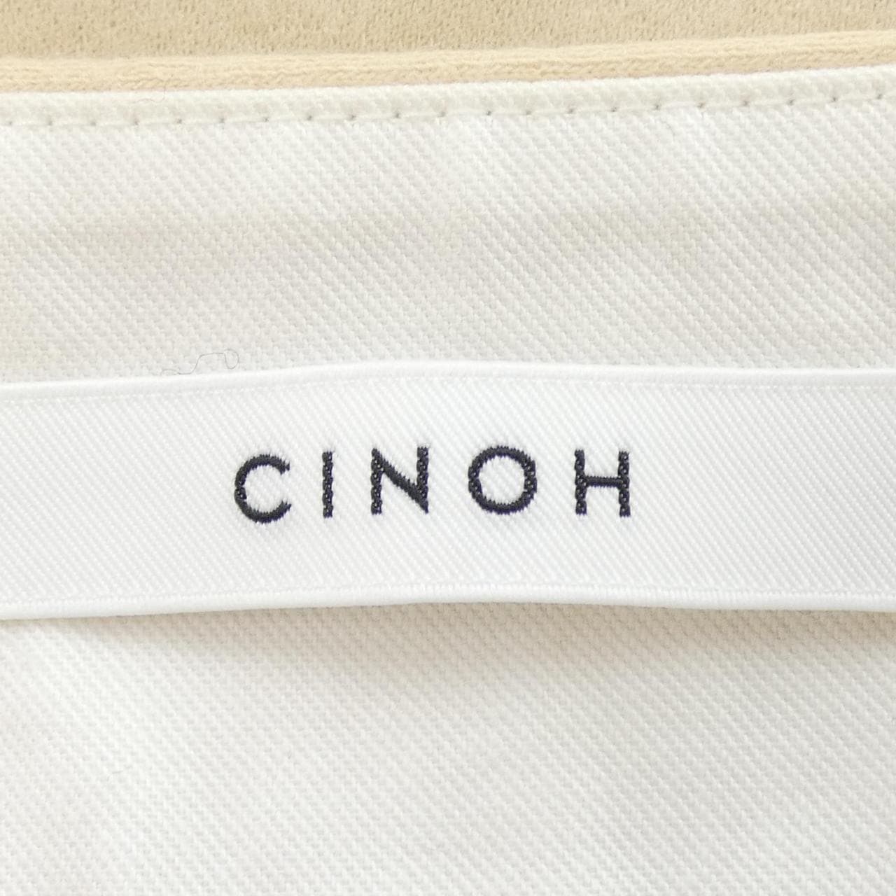 チノ CINOH パンツ