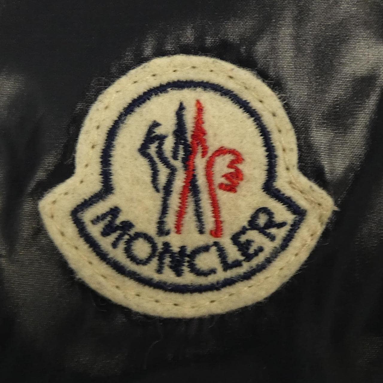 モンクレール MONCLER MONTBELIARD ダウンジャケット