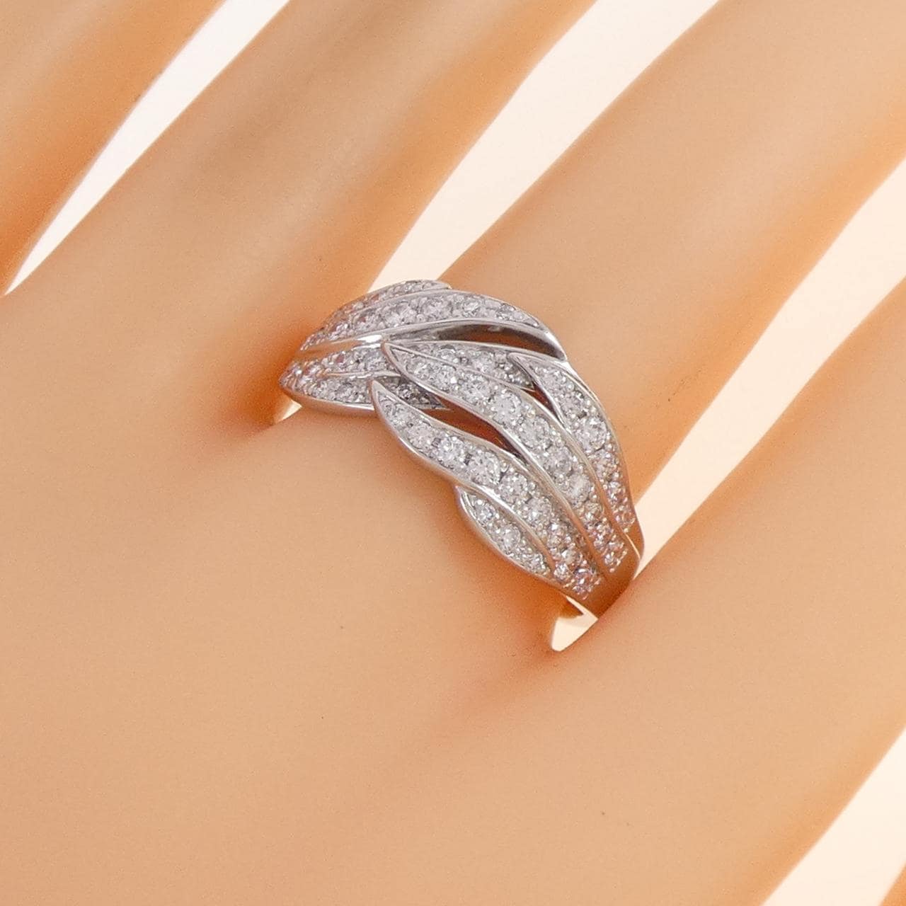 PT900 ダイヤモンド リング 0.78CT