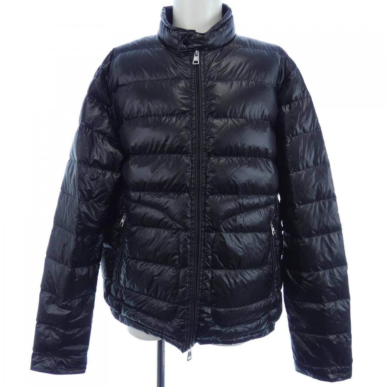 モンクレール MONCLER ダウンジャケット