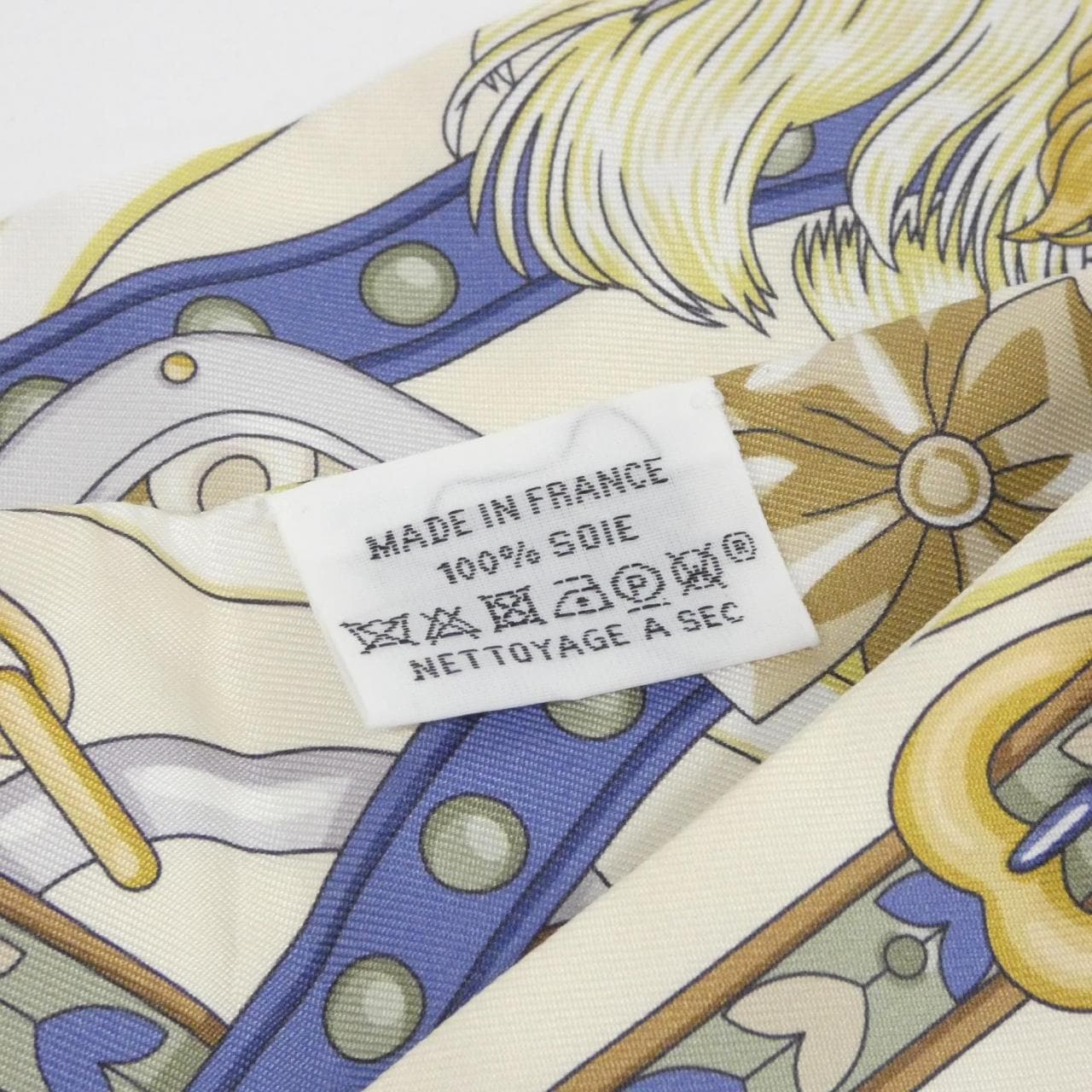 エルメス HARNAIS DE COEUR ツイリー 064090S スカーフ