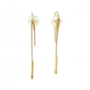 C.DIOR earring