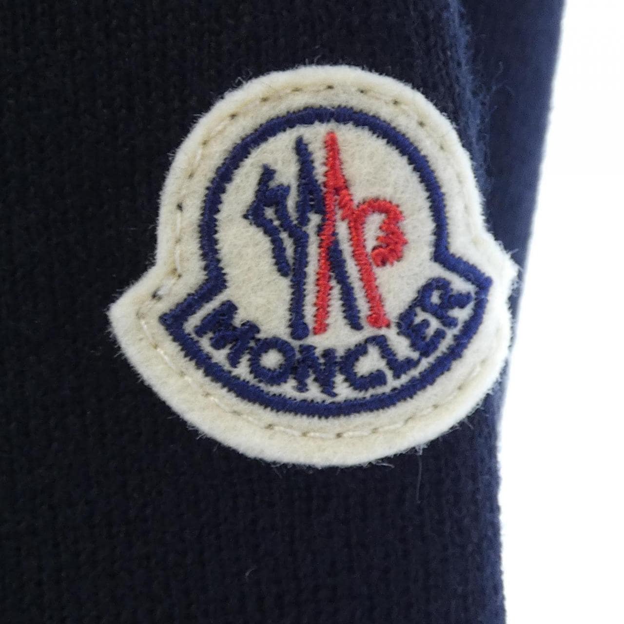 【新品】モンクレール MONCLER K20939B00024 ダウンジャケット