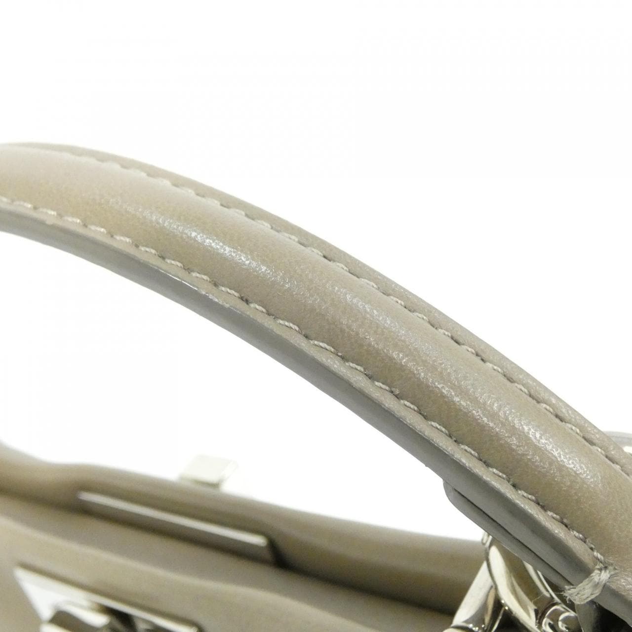 フェンディ ピーカブー ミニ 8BN244 K4P バッグ