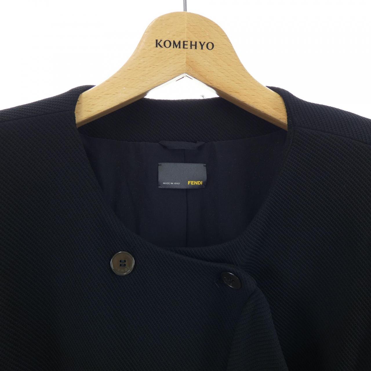 フェンディ FENDI FJ5965 WC9 ジャケット