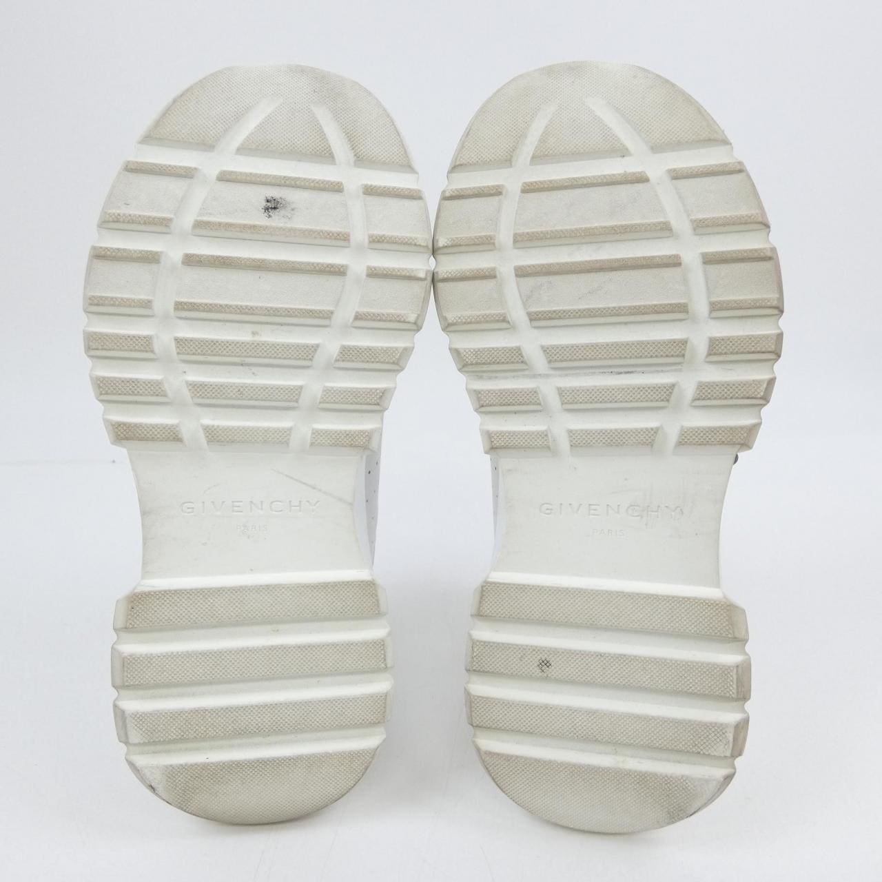 ジバンシー GIVENCHY スニーカー