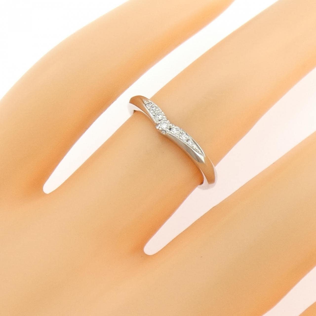 PT950 ダイヤモンド リング 0.058CT