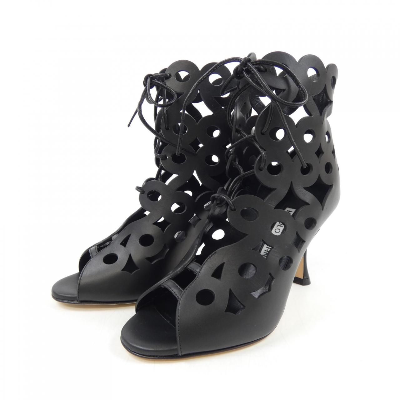 マノロブラニク MANOLO BLAHNIK パンプス