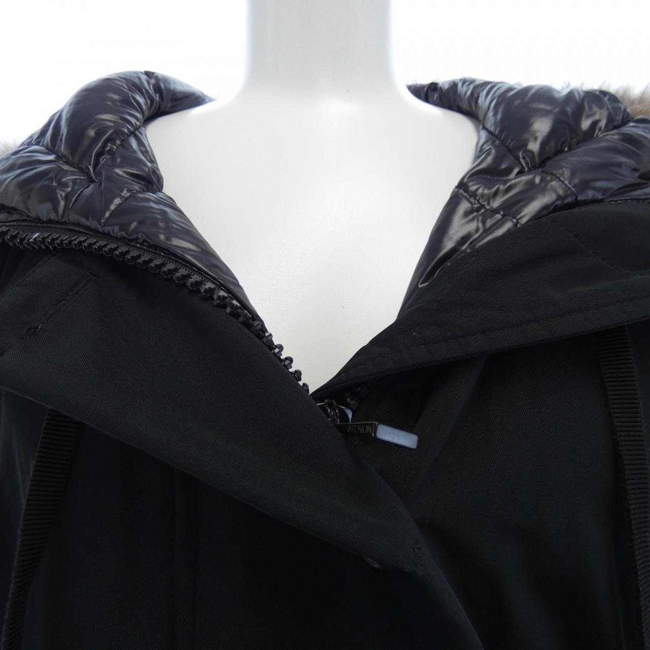 モンクレール MONCLER ダウンコート