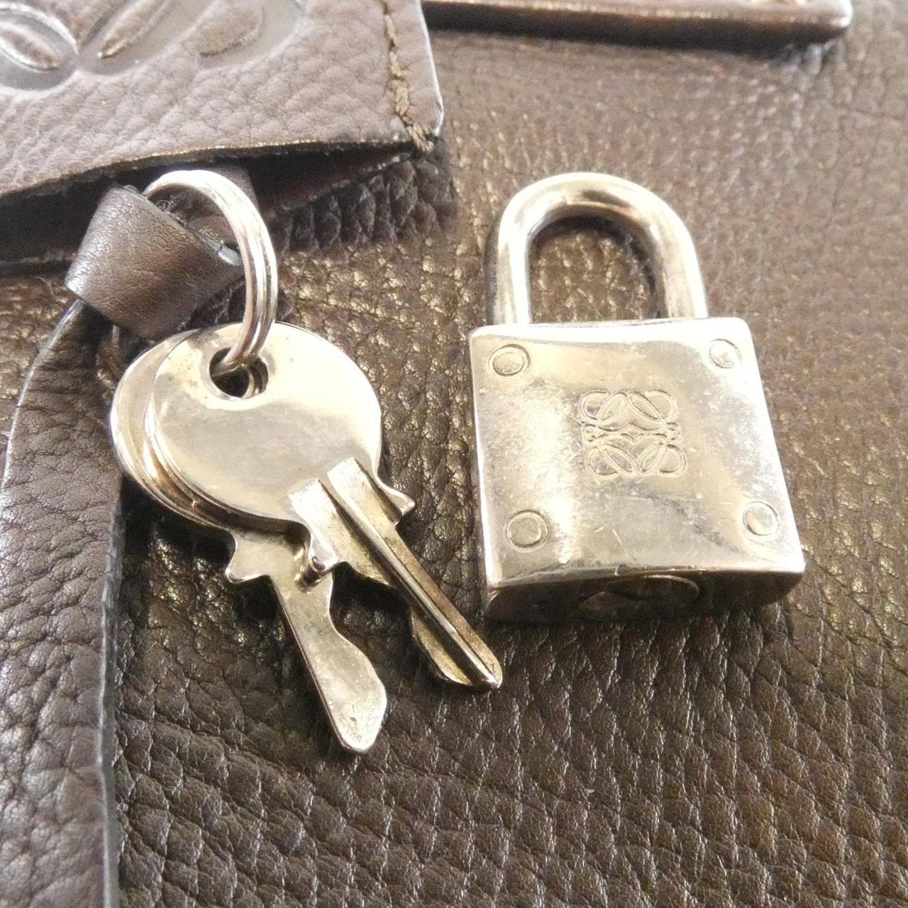 ロエベ アマソナ バッグ