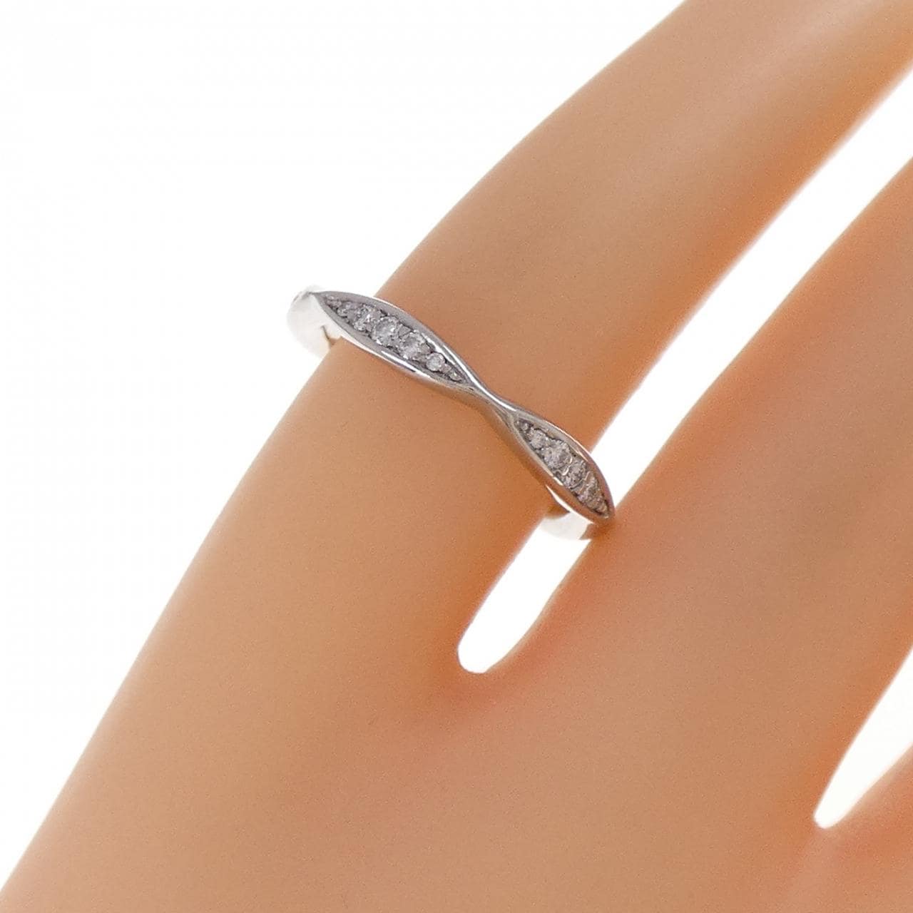 シャネル カメリア フルダイヤ リング