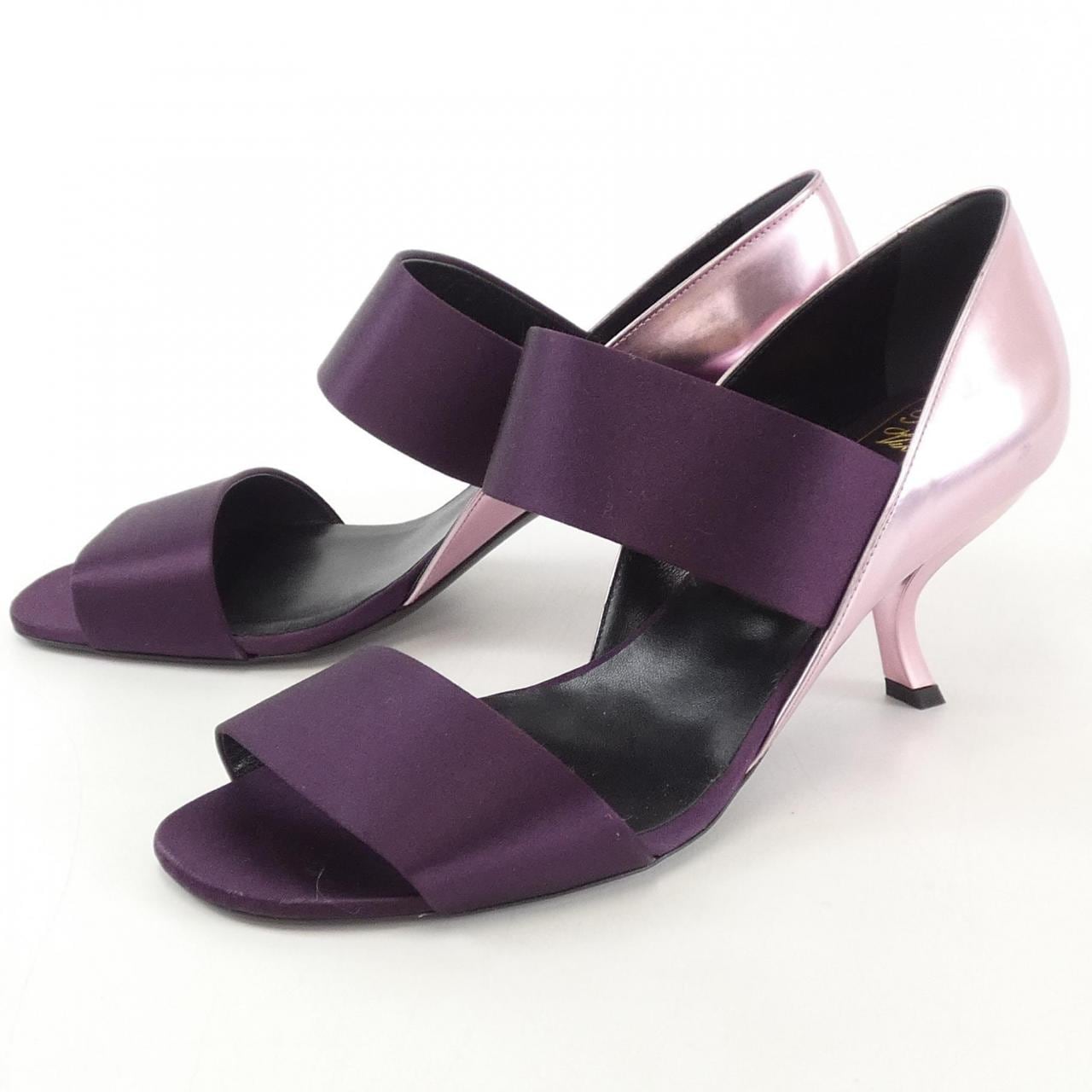 ロジェヴィヴィエ ROGER VIVIER サンダル