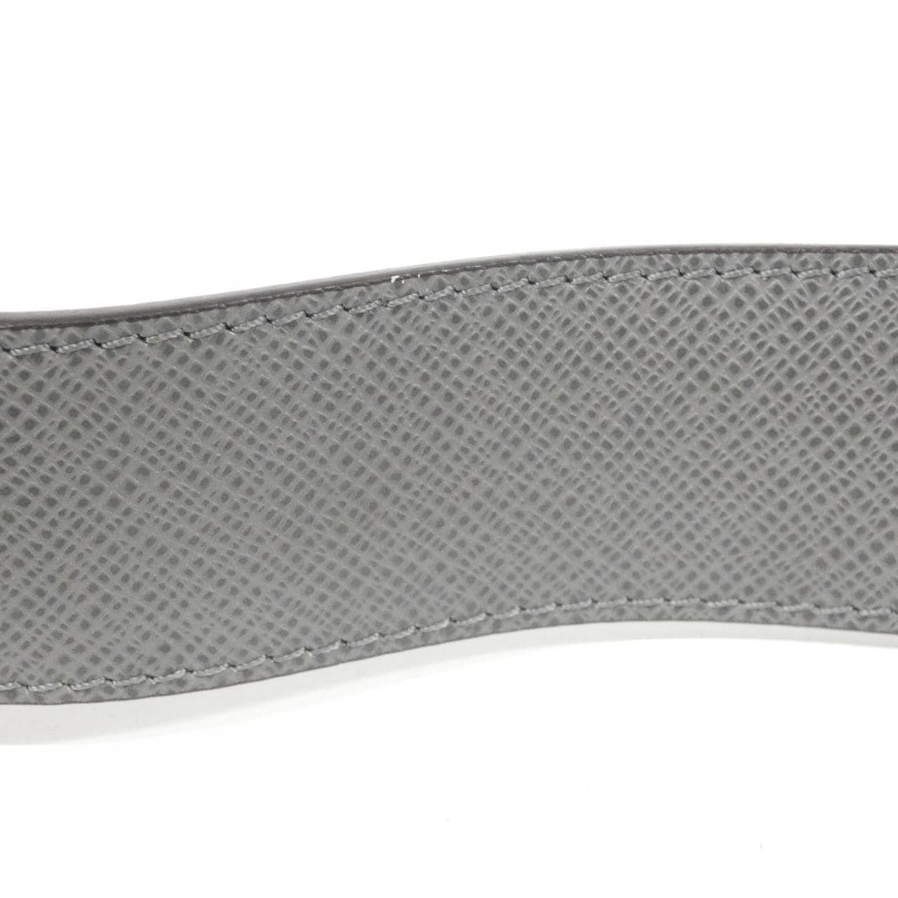 ルイヴィトン タイガ ニュー フラップ メッセンジャー M30808 ショルダーバッグ