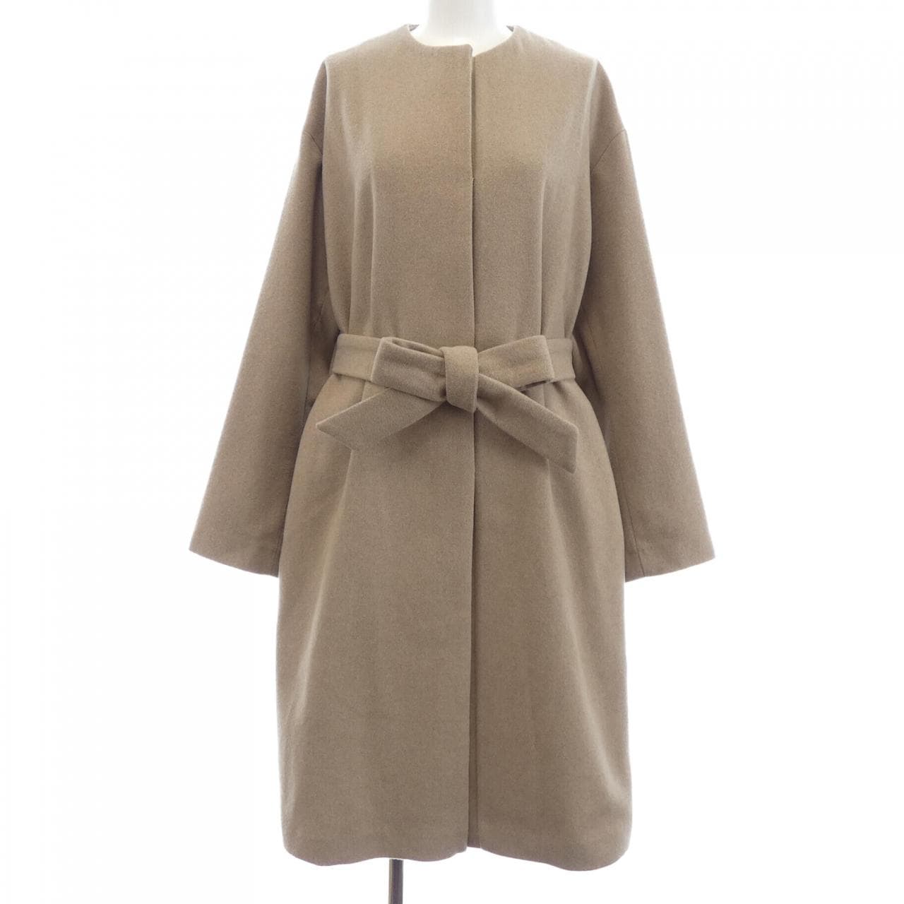 アデイインザライフ A DAY IN THE LIFE コート