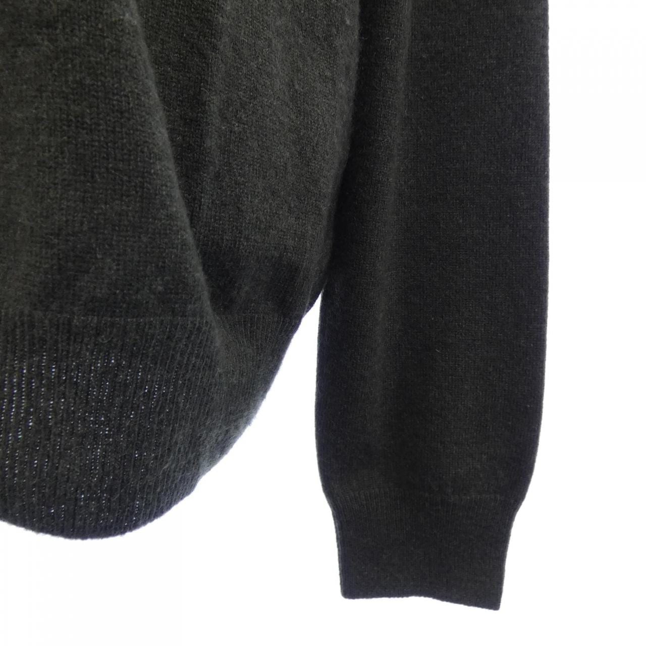 ルイヴィトン LOUIS VUITTON LVSE LVエンボスタートルネック HMN41WGK1 ニット