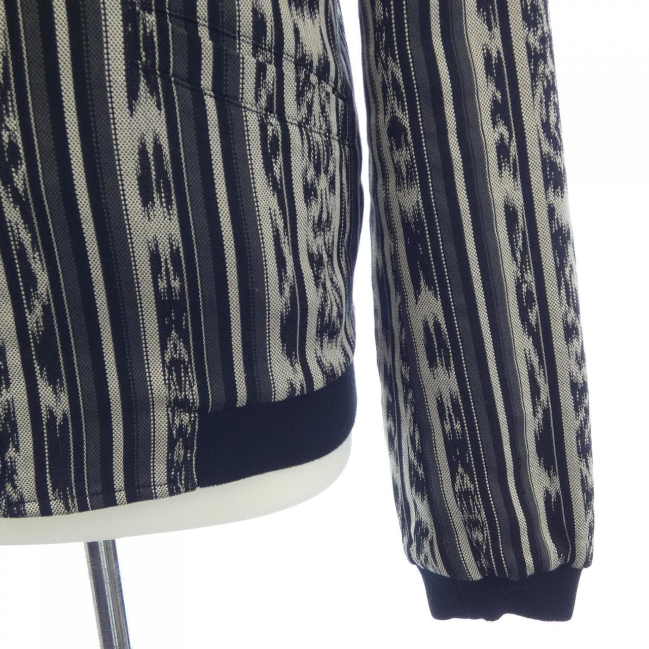 サンローラン SAINT LAURENT 506539 Y617S ブルゾン