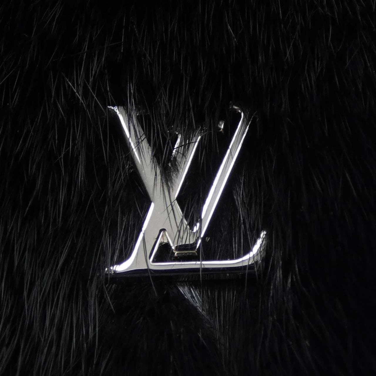 ルイヴィトン LOUIS VUITTON モノグラム リバース M75891 MUFFLER