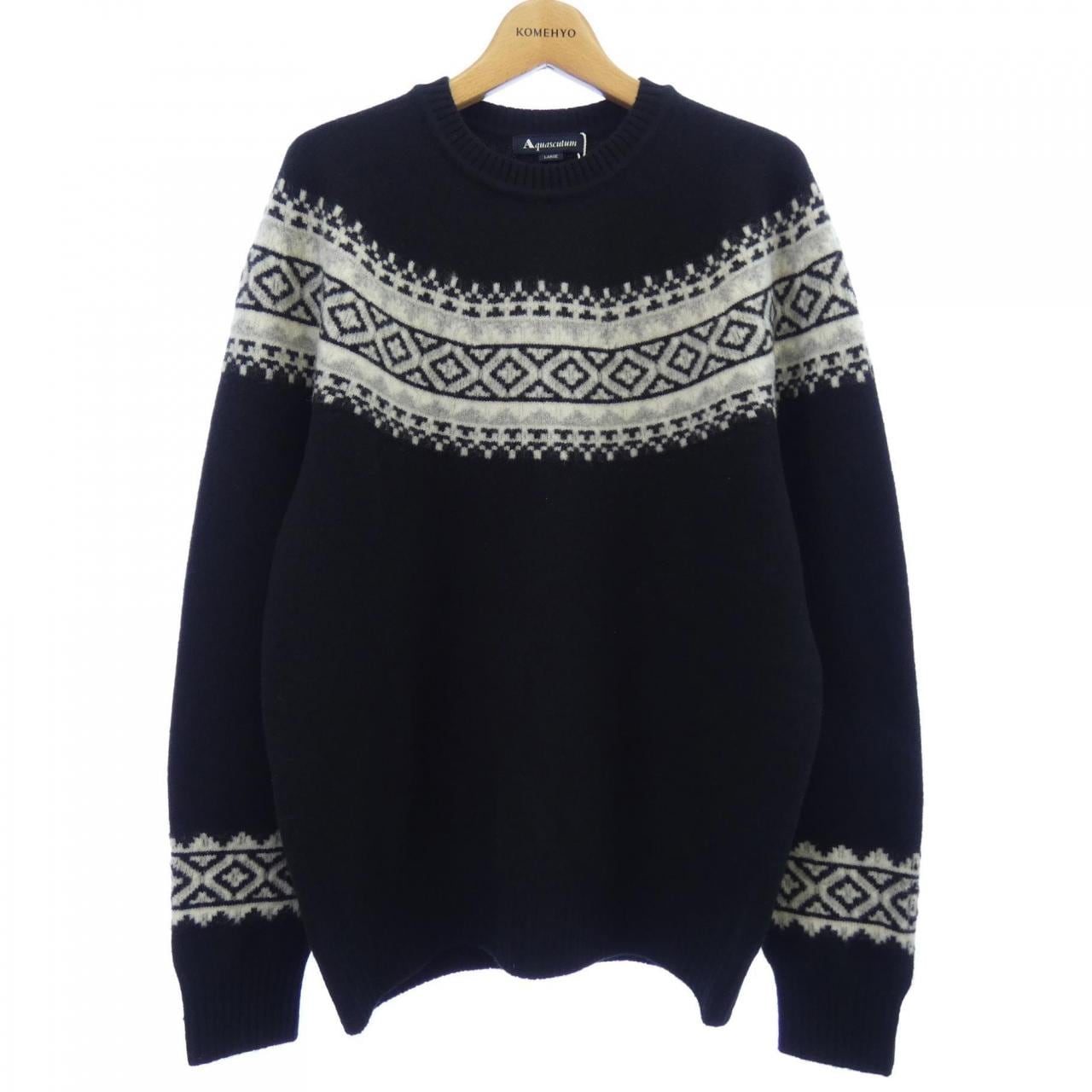 アクアスキュータム Aquascutum ニット