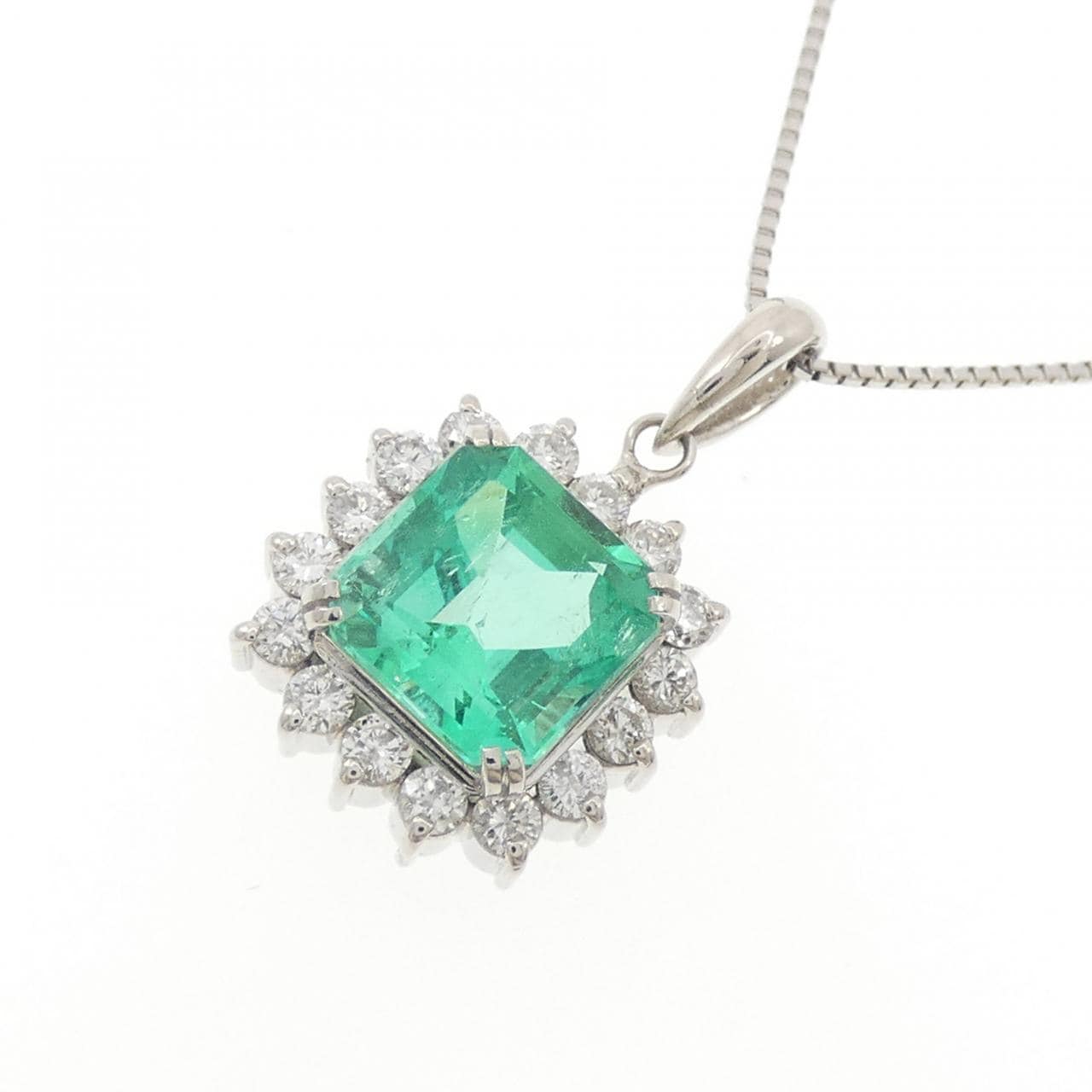 PT900/PT850 エメラルド ネックレス 2.10CT