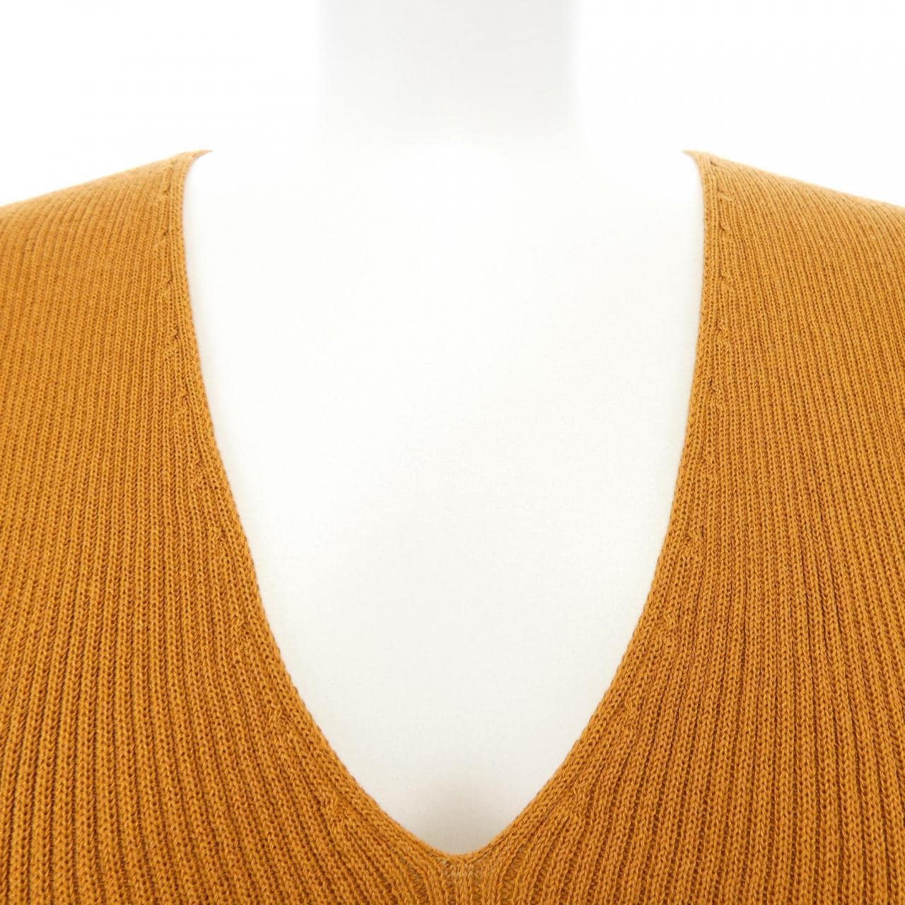 132 5. ISSEY MIYAKE 132 5. ISSEY MIYAKE Knit