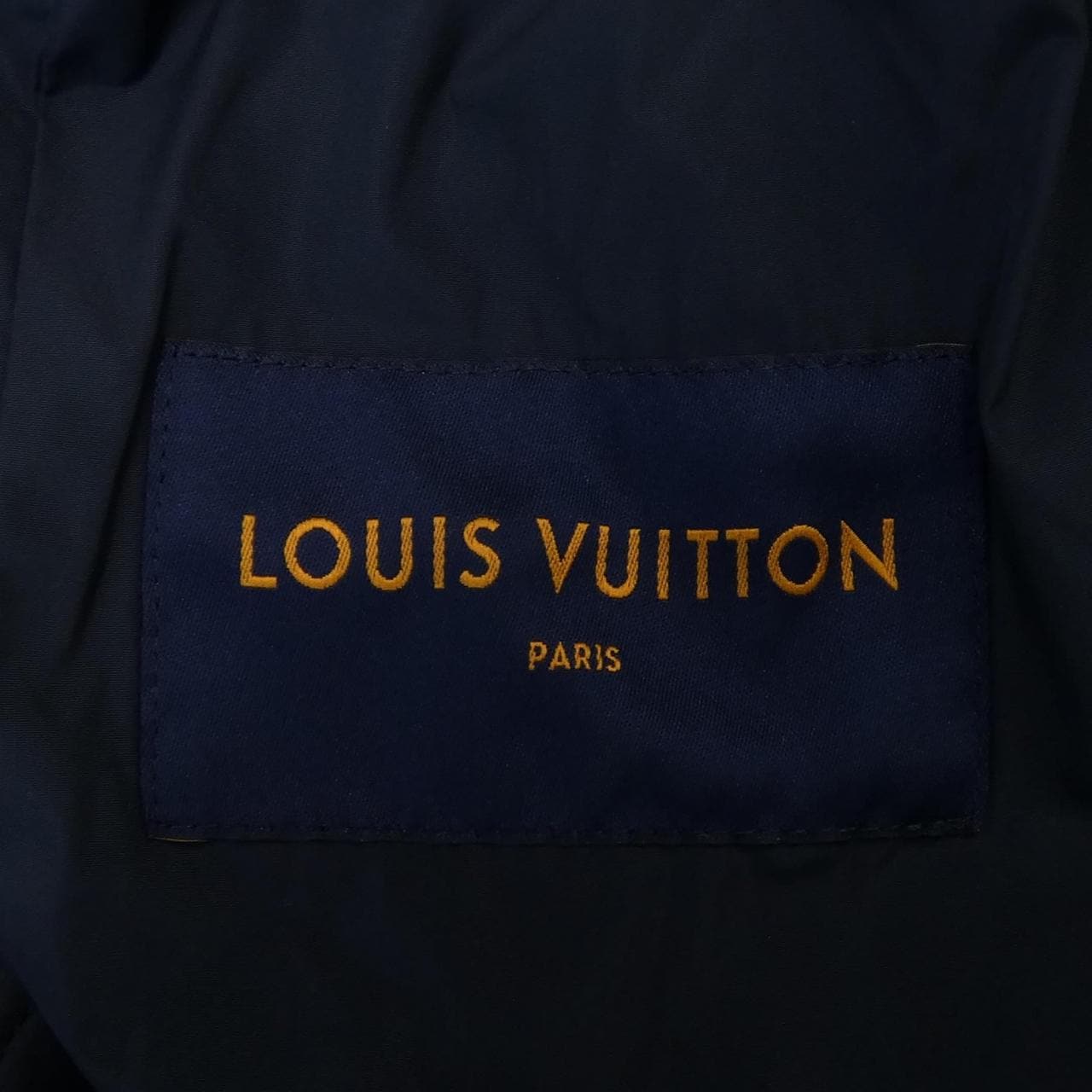 ルイヴィトン LOUIS VUITTON モノグラムパデッドライトブルゾン HIB50WRSC ジャケット