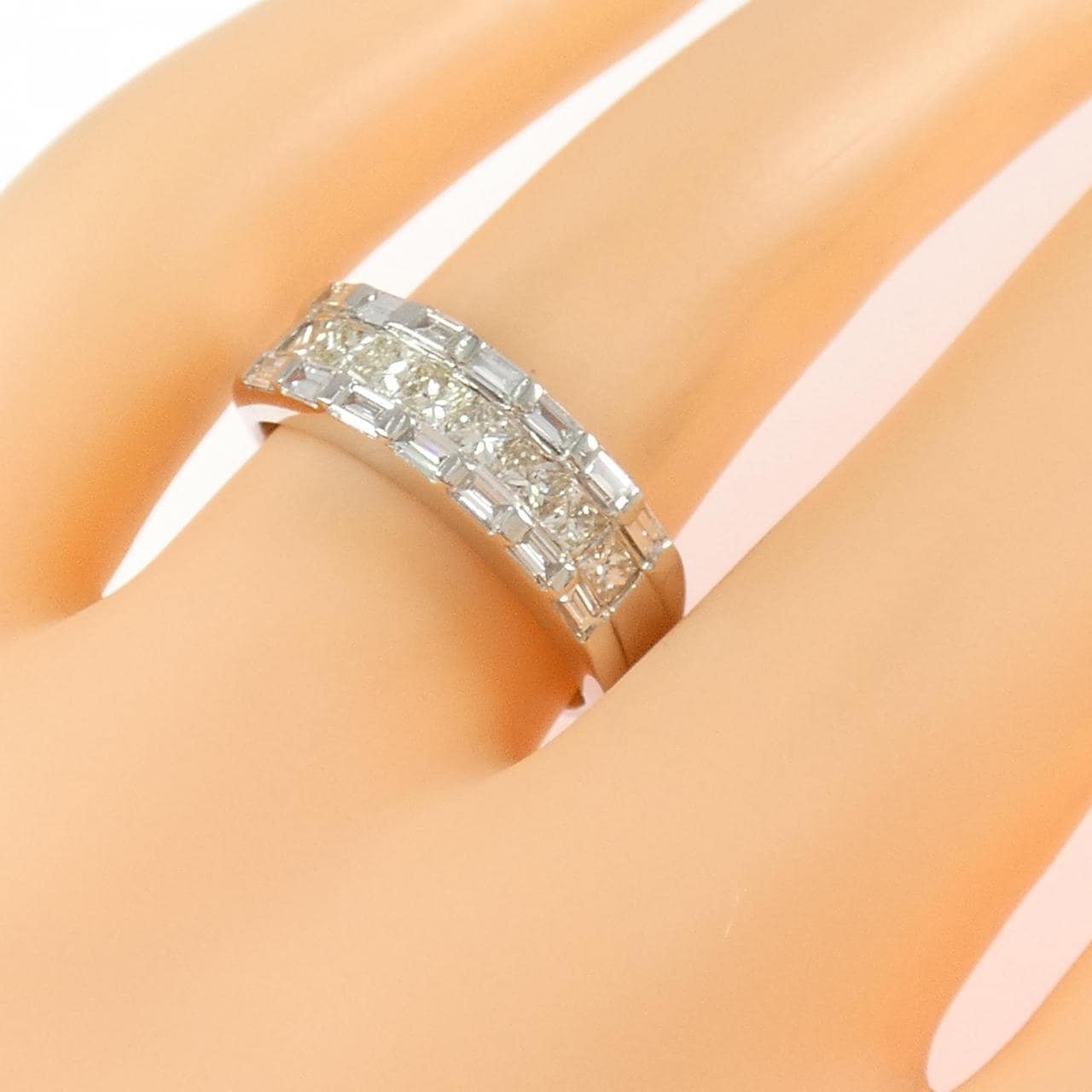 PT900 ダイヤモンド リング 1.10CT