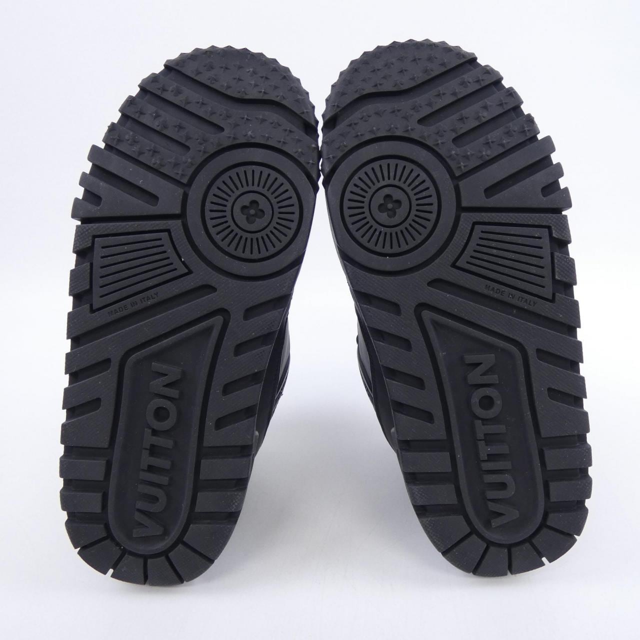 ルイヴィトン LOUIS VUITTON LVトレイナースノースニーカー スニーカー