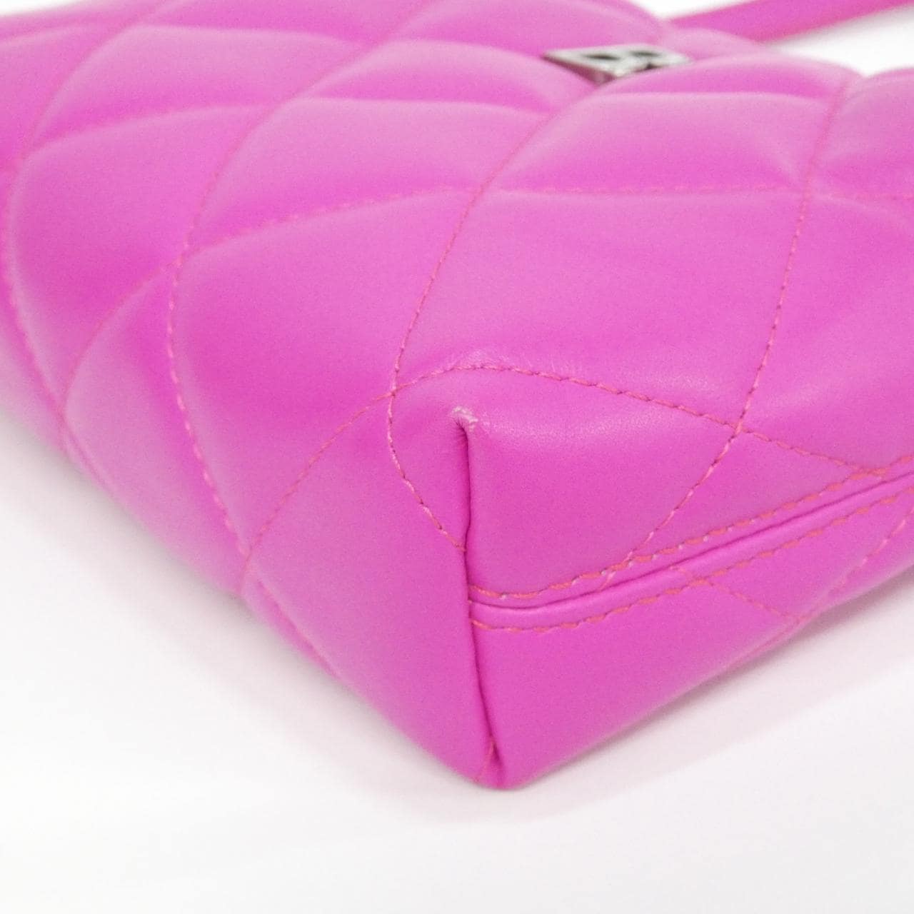 バレンシアガ タッチ カメラ バッグ 616060 1WN1Y ショルダーバッグ