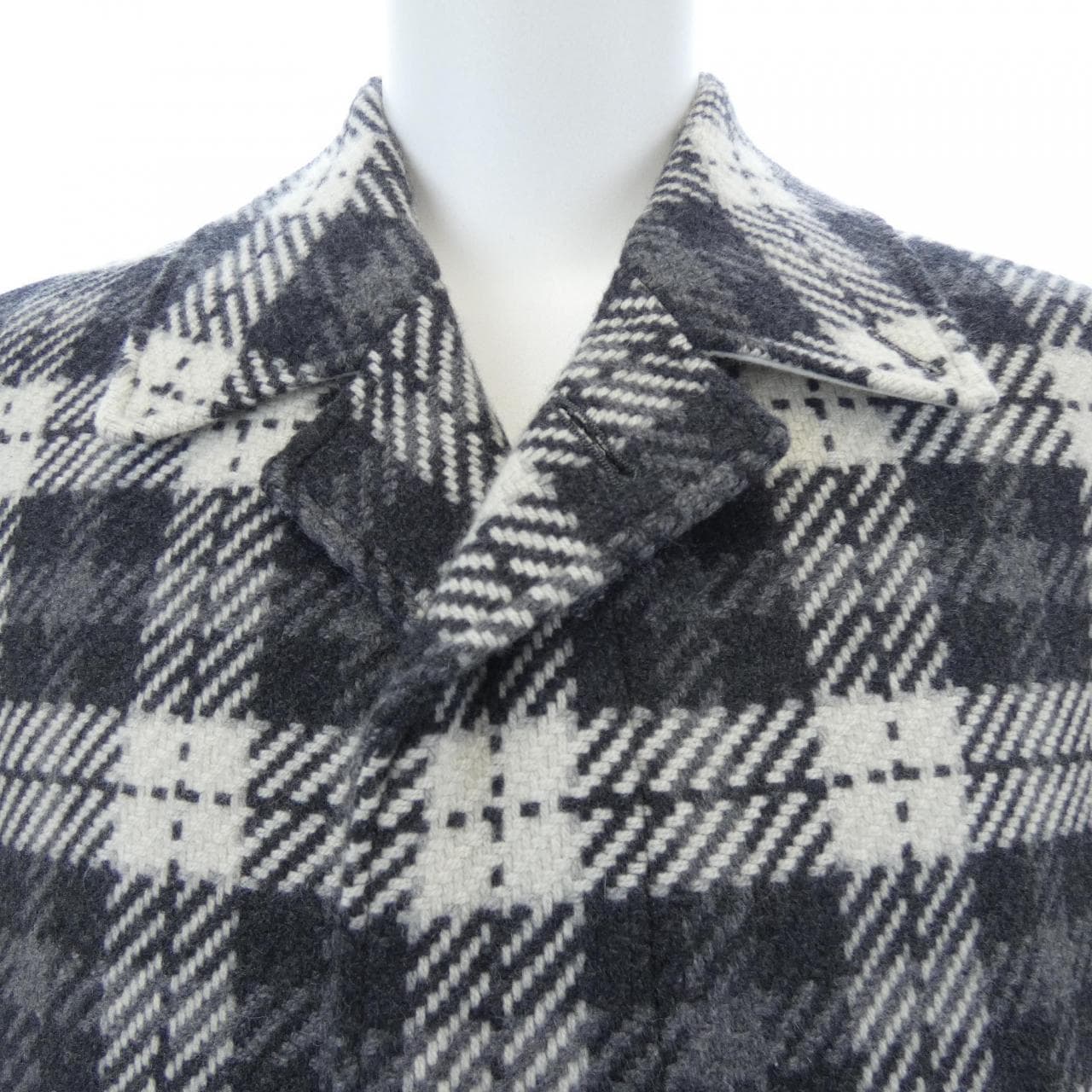 トムブラウン THOM BROWNE MOC001A コート