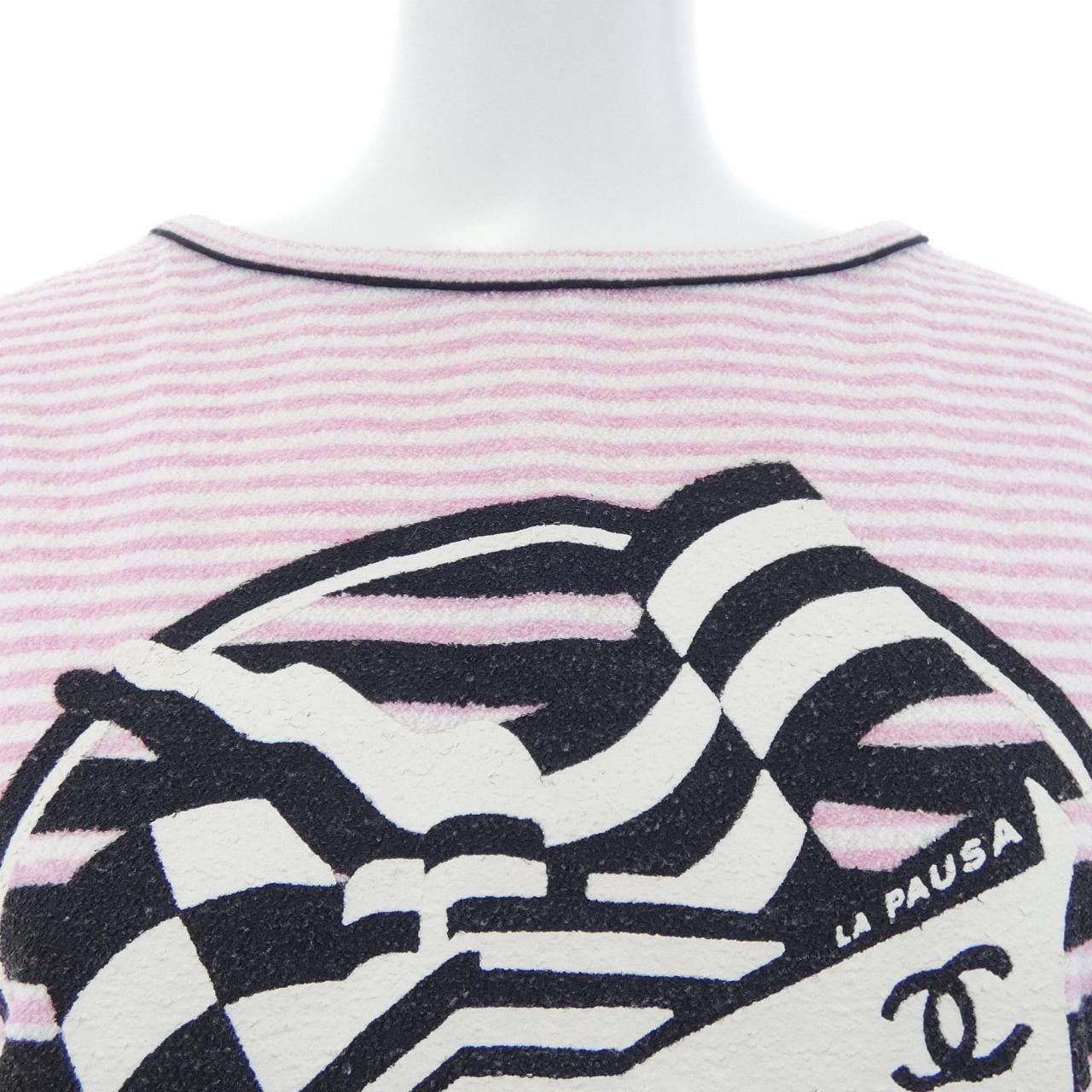 シャネル CHANEL LA PAUSA P60455V22656 19C Tシャツ