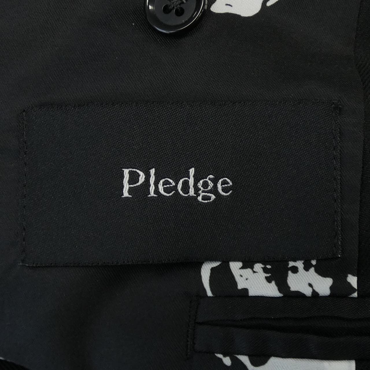 PLEDGE外套