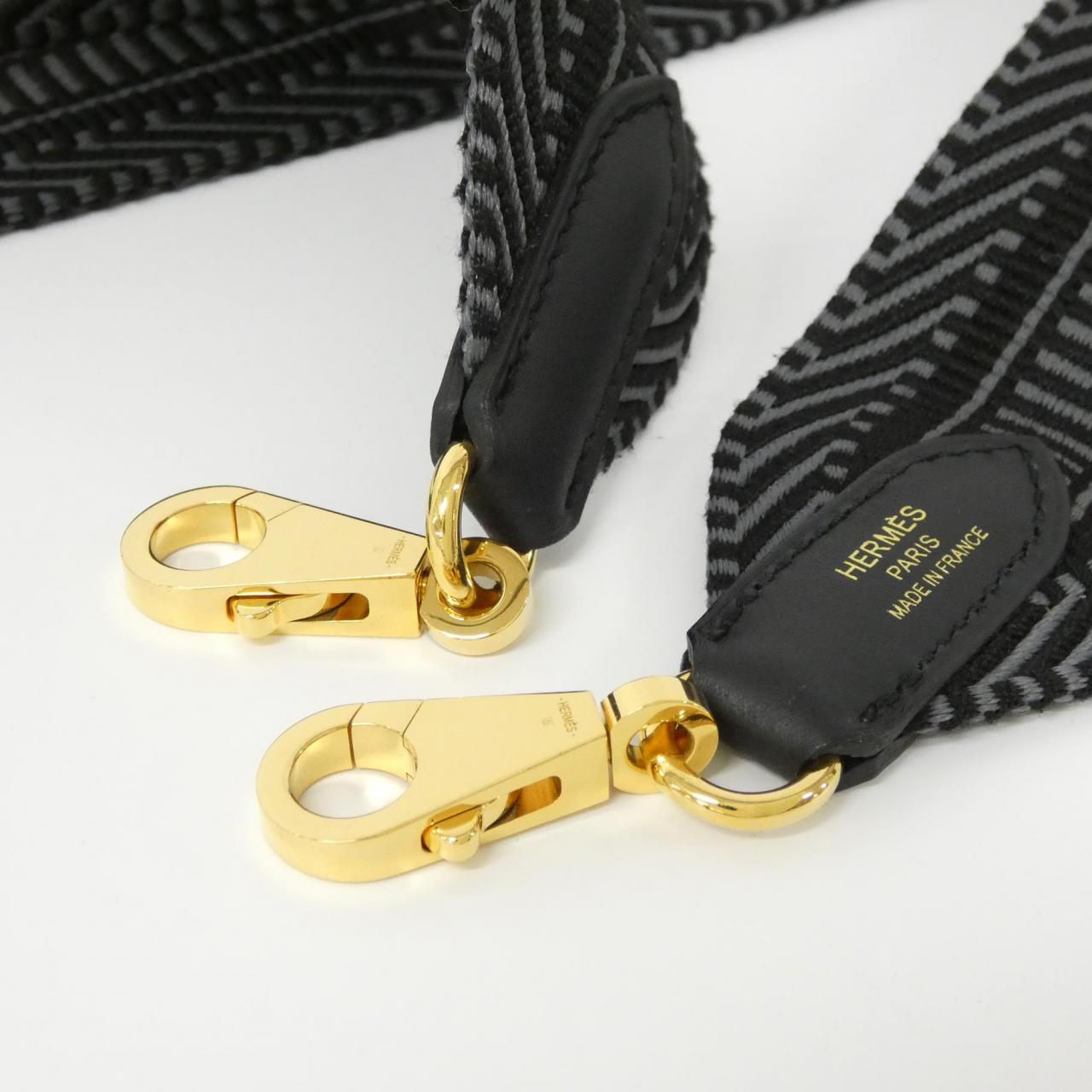 エルメス サングル カヴァル 073651CC ストラップ