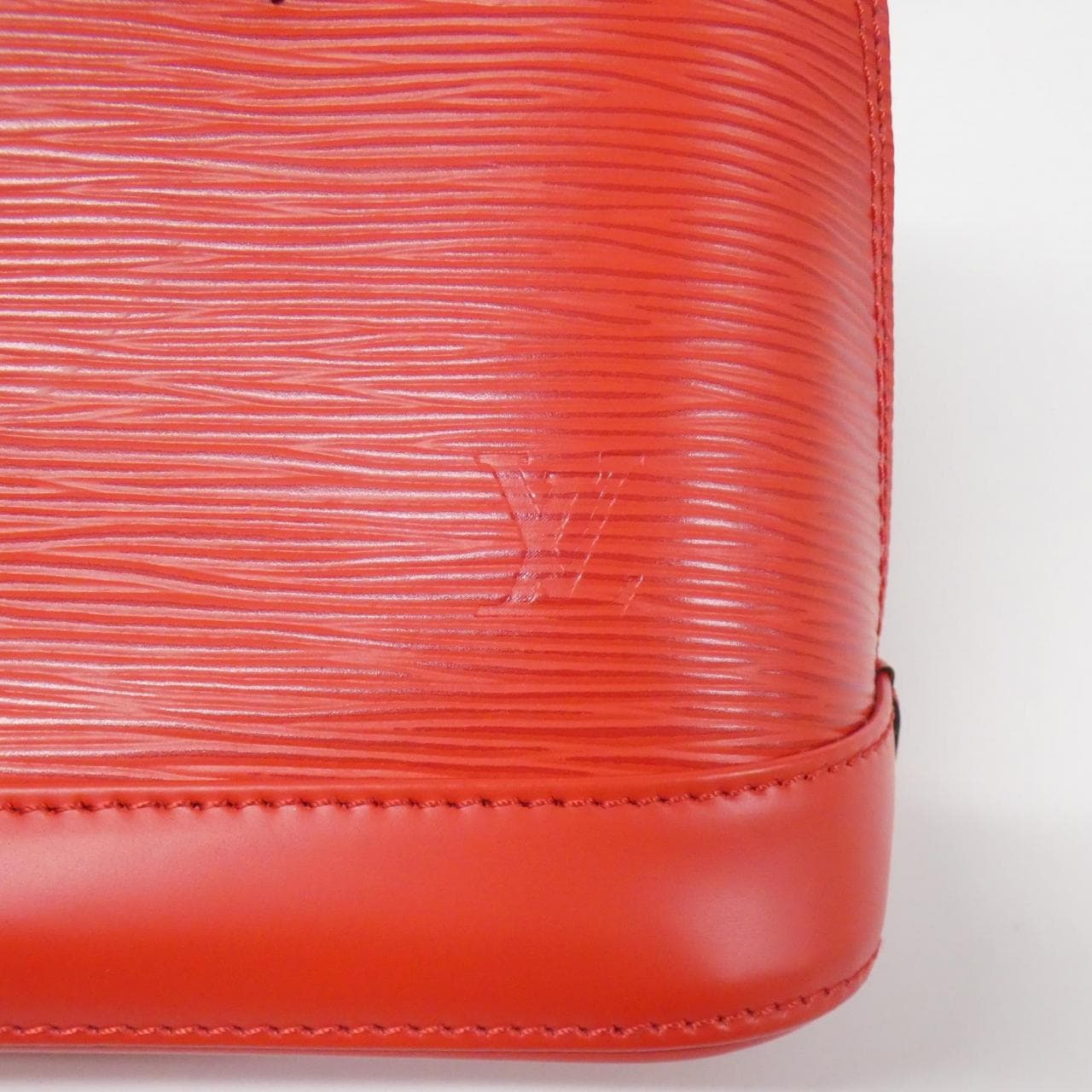 ルイヴィトン エピ アルマBB M41160 バッグ