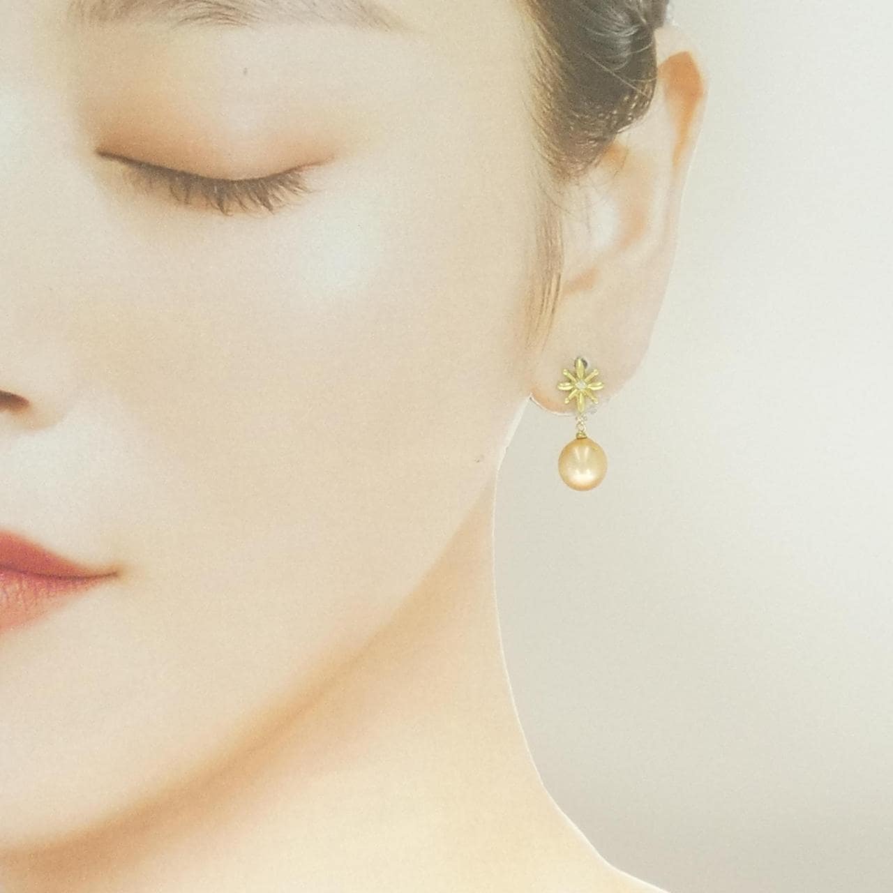 K18YG 白蝶パール ピアス 8.5mm