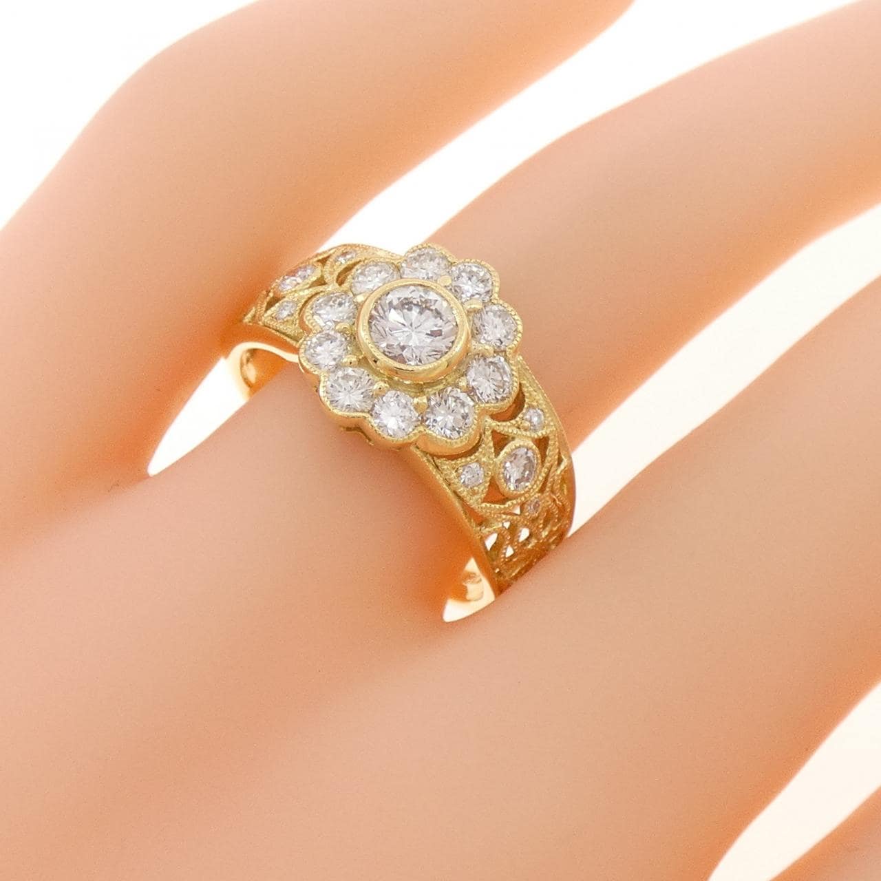 K18YG フラワー ダイヤモンド リング 0.402CT